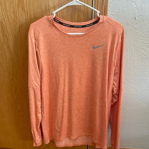 Nike Other - Nike Men’s Dri-Fit Element Running Crew